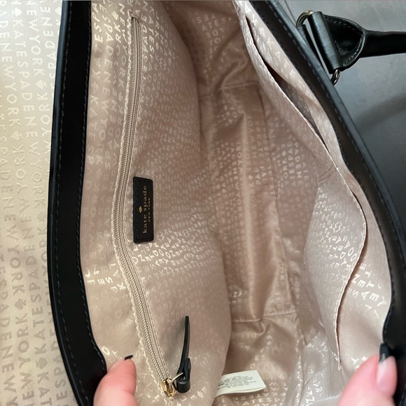Kate Spade Purse 👛 - Picture 6 of 10